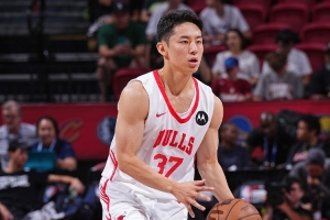 媒體人：河村與公牛簽下雙向合同 亞洲杯就見不到他了！