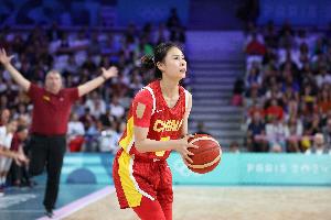 高效全能！王思雨8中6貢獻(xiàn)全場最高19分7板7助 罰球10中7