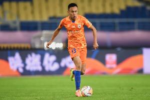 已有多人離隊！泰山官方：張弛、畢津浩、劉世博、劉國寶4人外租