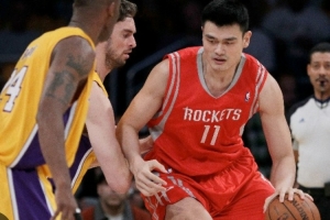 楊瀚森可以不去亞洲杯了，想起當(dāng)年姚明