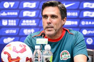 足球報(bào)：河南隊(duì)一周兩戰(zhàn)申花找回初心與韌性，對(duì)陣強(qiáng)隊(duì)增添信心