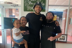 國王記者：哈姆的兒子&前騎士球員發(fā)展教練DJ-哈姆進入國王教練組