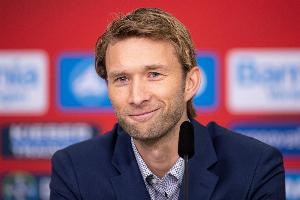 羅爾費斯：藥廠不會只為填滿陣容而引援，關(guān)鍵在于簽下高水平球員