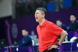 末節(jié)派小個(gè)陣容？郭士強(qiáng):比分拉開都有機(jī)會(huì) 李祥波防擋拆攻擊性強(qiáng)