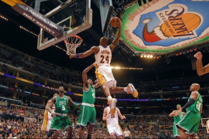 你看過的最好看的圣誕大戰(zhàn)是哪一場？誰的表現(xiàn)最令你印象深刻？