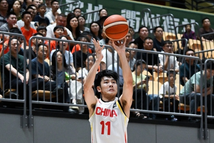 新賽季不打CBA~侯向鋒：張博源去美國參加訓(xùn)練營 同時聯(lián)系學(xué)校