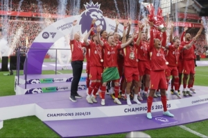 BBC預(yù)測(cè)英超：利物浦衛(wèi)冕&前四名完全不變，曼聯(lián)第7熱刺第8