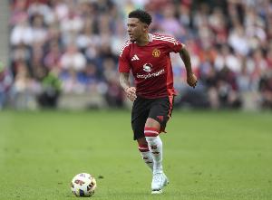 TA：羅馬已提出租借桑喬的報(bào)價(jià)，他們同時(shí)在談維拉邊鋒利昂-貝利