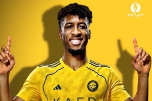 記者：科曼今天與利雅得勝利會合，官宣活動將在俱樂部總部進行