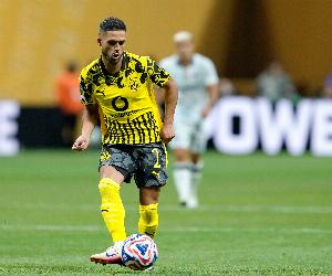 揚-庫托：在多特首個賽季沒怎么出場，科瓦奇到來后給了我機會