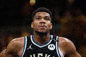 終于得到你！字母哥保險問題解決 20號國家隊首秀戰(zhàn)拉脫維亞！