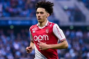 德天空：勒沃庫森依然希望簽下阿克利烏舍，但成功概率很低