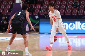 趙睿本屆亞洲杯場均13.5分3.7板4.5助 半決賽爆砍24分6助