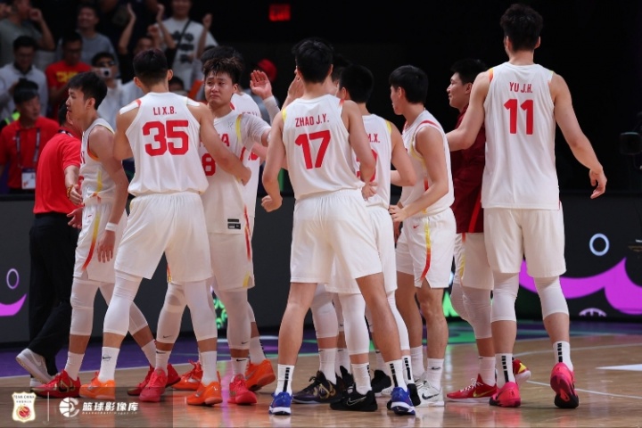 中國男籃決賽30罰26中 本屆亞洲杯罰球命中率達(dá)80.3%高居賽會第一
