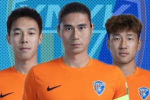 云南玉昆球員趙宇豪、葉楚貴、張宸梁一起來嘮嗑