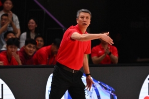 接中國男籃這個攤子時有沒怕過？郭士強：沒有 義不容辭