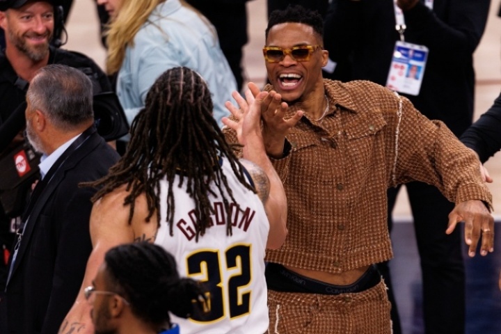 還能重聚嗎？掘金官方：戈登選擇與威少的合照為本賽季最愛照片！