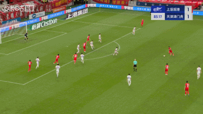 差點扮演奇兵！傅歡替補登場1分鐘破門，越位在先進球無效