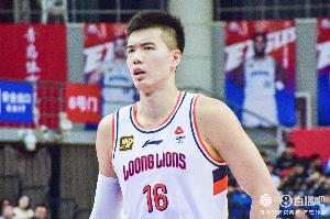 媒體人：焦泊喬交易價值非常低 上賽季表現(xiàn)不錯但廣州急于出手