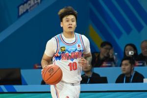 直播吧：北京想要得到趙睿難度不小 大概率需處理范子銘頂薪合同