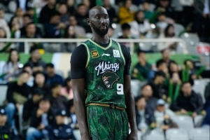 同曦男籃官方發(fā)文送別塔克-法爾：祝福法爾 未來好運