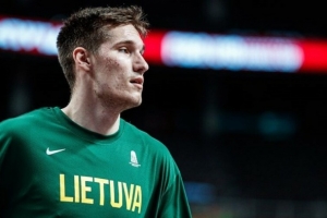 曾簽約76人！圖貝利斯10中8高效貢獻(xiàn)17分7板2斷 正負(fù)值+4