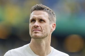 多特總監(jiān)談夏窗：這些轉(zhuǎn)會操作都不容易，英超太有錢我們得慢慢談