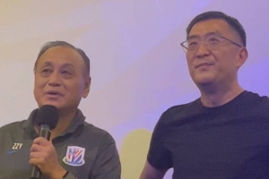 66歲申花隊務：從業(yè)20多年沒聯(lián)賽冠軍，拜托隊員們拿下最后7輪球