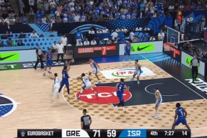 恐怖如斯！字母哥中圈啟動(dòng)離譜大跨步滑翔劈扣 對(duì)手3人成背景板