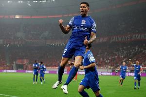 申花官方：安德烈-路易斯接受手術，將傷缺六周左右