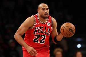 Stein：霍頓-塔克與費內(nèi)巴切合同附帶21天窗口期 可找機會重返NBA