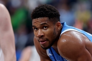 蘇群：半決賽土耳其比希臘更有優(yōu)勢(shì) 申京身邊的幫手更強(qiáng)