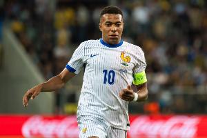 姆巴佩是21世紀(jì)以來，第二個在27歲前為國家隊(duì)打入52球的歐洲球員