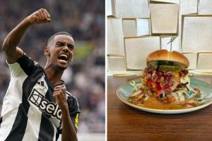 恨意難消！紐卡當(dāng)?shù)匾痪瓢赏瞥觥叭鸬淅鲜蟆睗h堡，以此嘲諷伊薩克