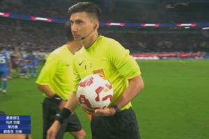 麥麥提江判罰惹爭議！跟隊：針對泰山和申花爭議判罰，泰山會申訴