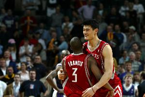 弗朗西斯：姚明為火箭付出一切&在國家隊還大量訓(xùn)練 我真的尊重他