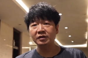 邱彪：這幾場陳林堅表現(xiàn)很平穩(wěn) 謝智杰防守串聯(lián)很好&投籃還需提升