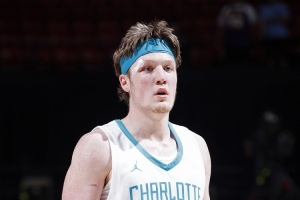 比爾-西蒙斯：克尼佩爾必進(jìn)2028美國(guó)隊(duì) 他和德里克-懷特很像