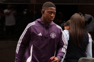 哈格里夫斯：梅努必須首發(fā)，B費打6號位不行應(yīng)該和庫尼亞打雙10號