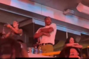 先享受假期！威少與妻子一同現(xiàn)身克里斯-布朗演唱會(huì)大秀婀娜舞姿