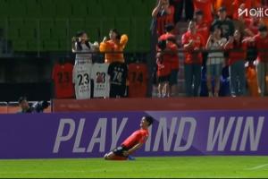 申花送對手隊(duì)史亞冠首勝！江原首次踢亞冠，2-1逆轉(zhuǎn)申花取開門紅