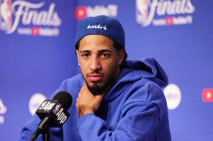 游戲立大功？頂級后衛(wèi)們是如何通過打2K來學(xué)習(xí)并提高自己的？