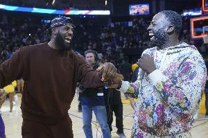 追夢認(rèn)為詹姆斯是GOAT&喬丹讓自己愛上籃球 靜雨認(rèn)同老詹歷史最佳