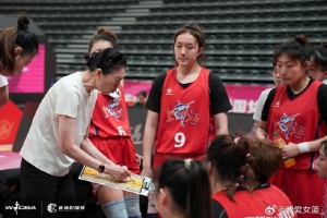 大學對高水平運動員招生政策收緊 更多球員選擇直接進入職業(yè)賽場