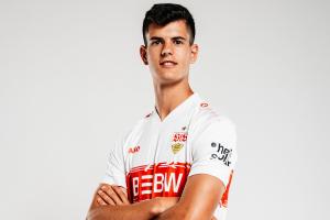 皇馬握有50%轉(zhuǎn)會分成！阿斯：20歲中場切瑪在斯圖加特發(fā)揮出色