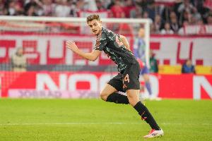 羅馬諾：尤文夏窗對斯坦尼西奇感興趣，但拜仁要價5000萬歐超預(yù)算