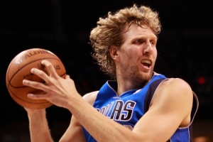 楊毅：諾維茨基不是最強國際球員 世界對他認(rèn)可源于他的逆境崛起