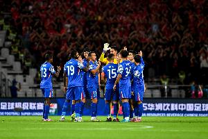 足球報：申花面對蔚山HD將力爭勝利，同時也需要避免傷病