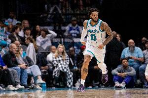 火力全開！黃蜂首節(jié)全隊三分11中6&命中率54.5% 獨行俠三分10中4