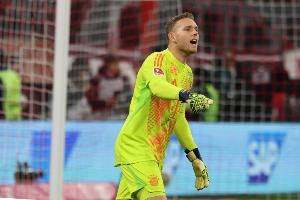 0出場！拜仁外租門將佩雷茨：我在漢堡踢不上球，冬窗可能謀出路